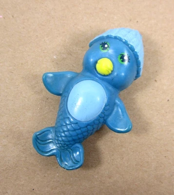 Sea Wees blue Penny Penguin Icy Gals vtg Kenner 1983 80s - Image 1 of 3
