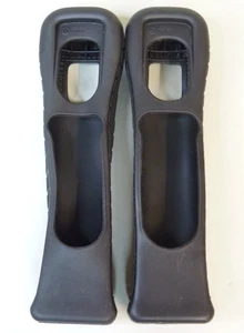 2x Nintendo Wii Official Black Silicone Jackets (for Nintendo Wii & Motion Plus) - Picture 1 of 2