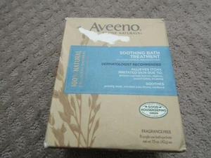 Aveeno Soothing Bath Treatment with 100% Natural Colloidal Oatmeal for Treatment - Picture 1 of 1