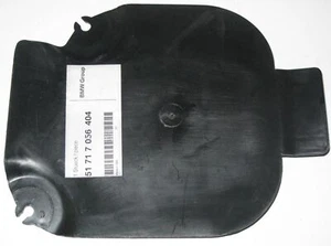 Cubierta de acceso a bombilla antiniebla derecha BMW E85 E86 7056404 51717056404 - Imagen 1 de 2