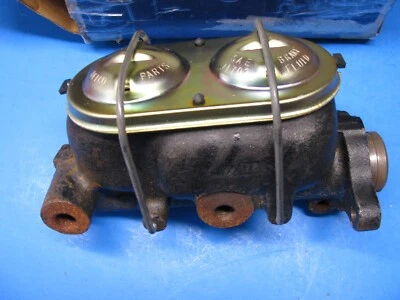 1971-1976 Chevy Truck Nos GM Delco Master Clyinder 3/4-Ton 1 -Ton JB6 JB7 Foto 1 de 4
