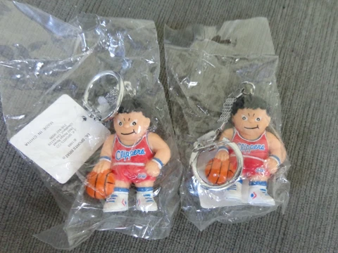 VINTAGE NBA Los Angeles Clippers L'IL Brat Basketball Player 2 Pc Lot Old RARE Cover