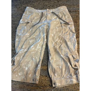 Pantalones capri cargo Nike camuflados para mujer talla grande beige blanco bolsillos con cordón - Imagen 1 de 6