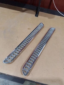Corvette 1965-1966 Big Block Hood Inserciones Original GM - Imagen 1 de 7