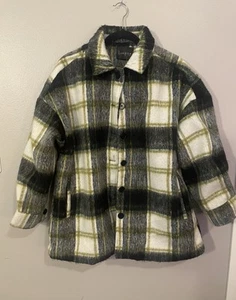 NWT Love Poem Green Cream Grey Plaid Jacket Shacket Sz M - Picture 1 of 5