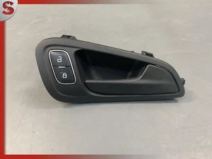 2015-2018 FORD FOCUS ST FRONT PASSENGER INTERIOR DOOR HANDLE OEM W/ LOCK SWITCH - Picture 1 of 4