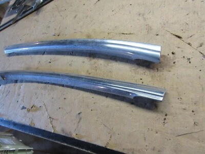 Chevrolet Belair 1955 4 puertas carrocería puerta moldura lateral lote de piezas Foto 1 de 4