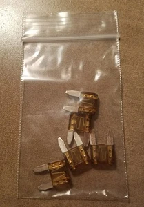 5 count pack of 5 amp, 32 volt Cooper Bussmann Mini Blade Fuses - Picture 1 of 6