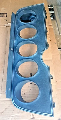 Cuadro de instrumentos Ford Torino Ranchero 1972-76 bisel D2GF 10B883-BA LOC-138 Foto 1 de 4