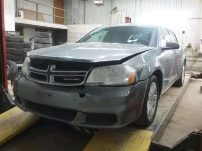 AVENGER   2013 Glove Box 1402015 Foto 1 de 4