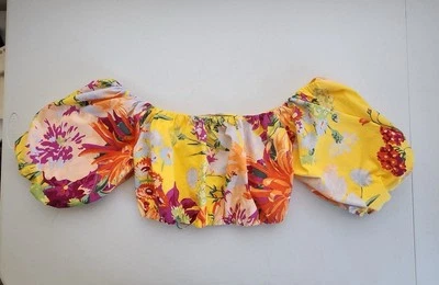 H&M Crop Top Medium Yellow Floral Bloggers Favorite Artsy Resort Maximalist Boho - Image 1 of 4