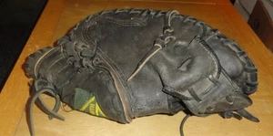 GLOVESMITH FIELD COMMANDER MITT GLOVE RIGHT HAND THROW BLACK USED STIFF AS IS - Picture 1 of 5