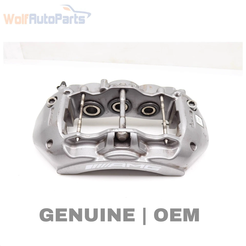 2015–2019 MERCEDES-BENZ C63 AMG S — передний ЛЕВЫЙ тормозной суппорт Brembo (AMG) - Изображение 1 из 4