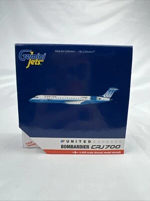 Gemini Jets 1:400 United Express Bombardier CRJ700 GJUAL868 Foto 1 de 4