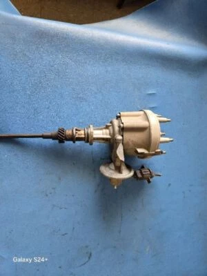 81 82 83 DISTRIBUIDOR FORD E250 SERIE 6-300 4.9L 250 A FED 139965 Foto 1 de 3