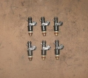 Honda 225 HP 4 Stroke Fuel Injector Assembly PN 16450-ZY6-003 Fits 1997 And Up - Picture 1 of 3
