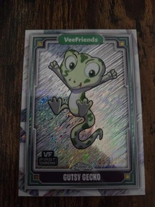 2025 Topps Chrome VeeFriends Gutsy Gecko Shimmer Refractor 55/250 #36 - Picture 1 of 3