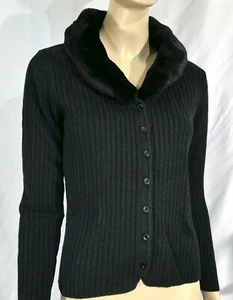 Vtg First Issue Liz Claiborne Fur collar Sweater M - Picture 1 of 5
