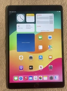 Apple iPad Air (3rd Generation) 64GB, Wi-Fi, 10.5in - Space Gray -Good Condition - Picture 1 of 6