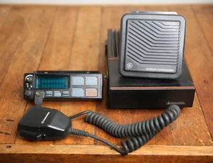 Ericsson GE Mobile Communications VHF CB Radio transceiver Mic Untested Parts - Zdjęcie 1 z 13