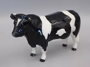 BESWICK FRIESIAN BULL FIGURINE, CODDINGTON HILT BAR, 1439a - Picture 1 of 3