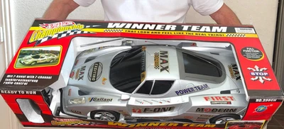 RADIO CONTROL RACER NASCAR(R) CLASSIC;  33" x 14" x 10"--13 lbs: 1:6 SCALE-NEW - Image 1 of 4