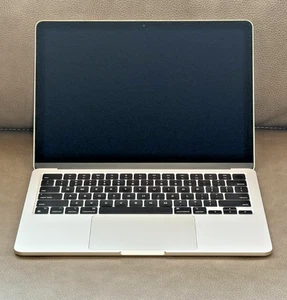 2022 M2 Apple MacBook Air 13 256 GB 8GB RAM w/ Box *READ* - Afbeelding 1 van 10