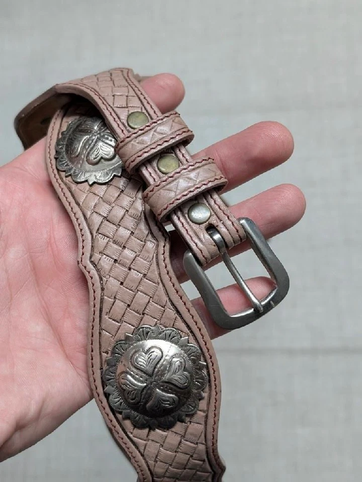 Cinturón con hebilla CONCHO vintage hecho en EE. UU. 32 cuero TOOLED western RANGER vaquero Foto 1 de 4