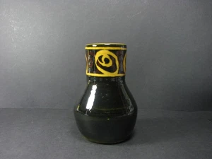 Brixham Pottery Circle Motifs Bottle Vase, Dark Glaze, Yellow Interior, 13.8cm - Picture 1 of 7