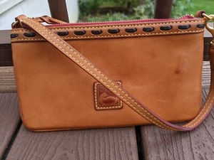 Dooney & Bourke Natural 🤎 Florentine Leather Large Slim Wristlet - Picture 1 of 8
