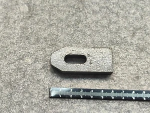 1x  Strumento Staffa Fissaggio per Tavolo Scanalato M8 60x25x12mm - Picture 1 of 4