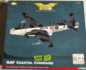 CORGI RAF COASTAL COMMAND VICKERS WELLINGTON MKVIII HX379:WN-A NO.172 1942 1:72 - Picture 1 of 5