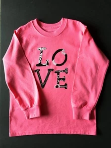 Girl's ls, tee, Fruit of the Loom, size 6/7, hot pink, added word LOVE - Picture 1 of 2