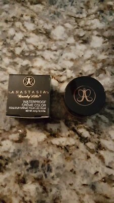 Anastasia Beverly Hills Waterproof Creme Color. Honey 4.0 g / 0.14 oz. - Image 1 of 2