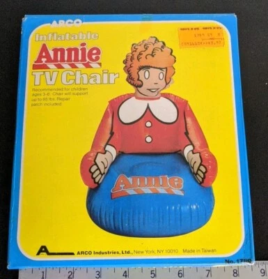 Silla de TV inflable rara huérfana Annie Arco Industries 1981 vintage nueva Foto 1 de 4