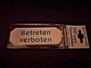 3D Hinweisschild Klebeschild " Betreten verboten " - Kunststoff 10,7 x 4 cm - Bild 1 von 1