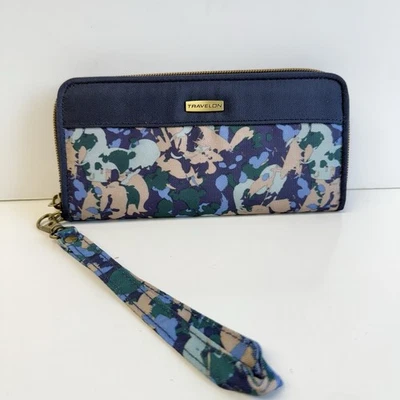 Cartera sin asas Travelon con bloqueo RFID muñeca azul marino multicolor cremallera alrededor Foto 1 de 4