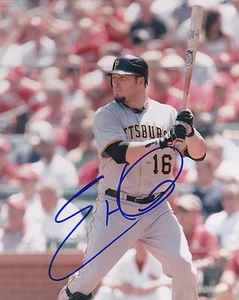 ERIC HINSKE PITTSBURGH PIRATES ACTION SIGNED 8x10 - Picture 1 of 1