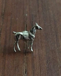 Vintage Bob Tail Pferd Pin Pferdeschmuck Derby Vollblut - Bild 1 von 4
