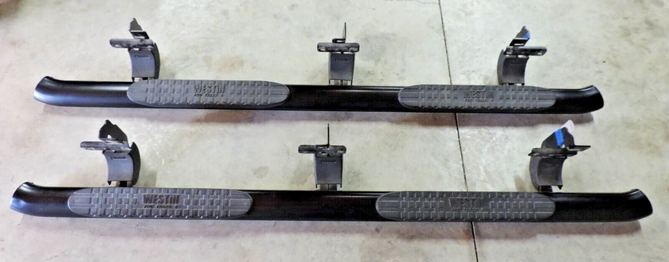 Westin 21-24080 Pro Traxx 4 Oval Nerf Step Bars fits 2019-2023 Ram 1500 Crew Cab - Image 1 of 4