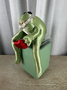 Russ Satin Sophisticates Plüsch Frosch Herz 80er grün Valentinstag - Bild 1 von 9
