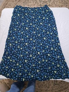 Liz Baker - Picture 1 of 2