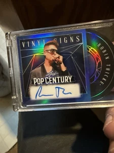 2025 Leaf Pop Century Robin Thicke Vinyl Signs Autograph #2/3 Cool Rare Card - Bild 1 von 8
