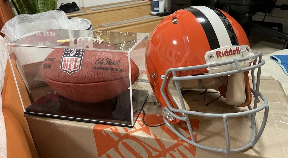 Casco Oficial NFL Fútbol Americano y Cleveland Browns Foto 1 de 4