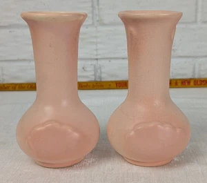 Matching Pair MCM Haeger Pottery Satin Pink/Peach 7" Clamshell Vases - Picture 1 of 11