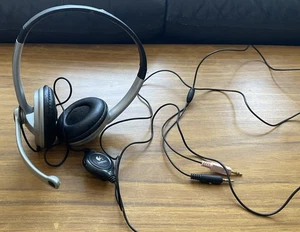 Logitech Headset headphones with mic  gaming - Picture 1 of 6