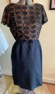 Vestido de fiesta de cóctel vintage negro y rosa años 60 talla 10-12 patrón encaje rosa Foto 1 de 4