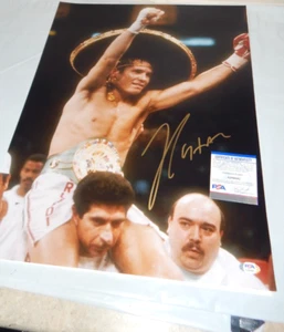 JULIO CESAR CHAVEZ Signed Autographed 16 X 20 Pro Boxing Color Photo PSA COA - Picture 1 of 5