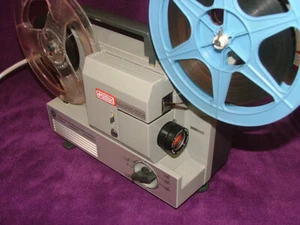 PROJEKTIONSLAMPE FÜR EUMIG 501 PROJEKTOR PHOTOLUX A1/17 CXR CXL P30s 8V 50W - Bild 1 von 2