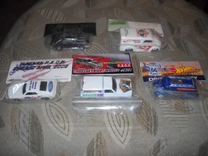 HOT WHEELS****LOTE de 5****AWESOMNE BUNCH-NUEVO EN BOLSAS DE PLÁSTICO-VER ABAJO - Imagen 1 de 9